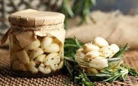 Italian Pickled Garlic - 16oz | The Lady May