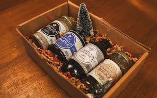 Deluxe Small Batch Vanilla Gift Box, Tahitian Vanilla Beans, Vanilla Paste, Vanilla Sugar, 8oz Vanilla Extract